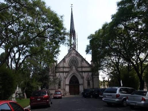 Cómo el Panteón Francés de la Piedad reunió más de un siglo de arte funerario